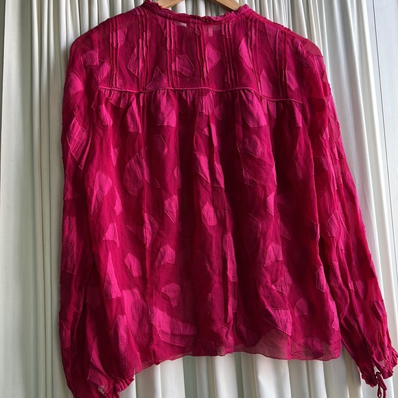 Le Fou by Wilfred - size medium - fuchsia pink statement blouse - Picture 7 of 9